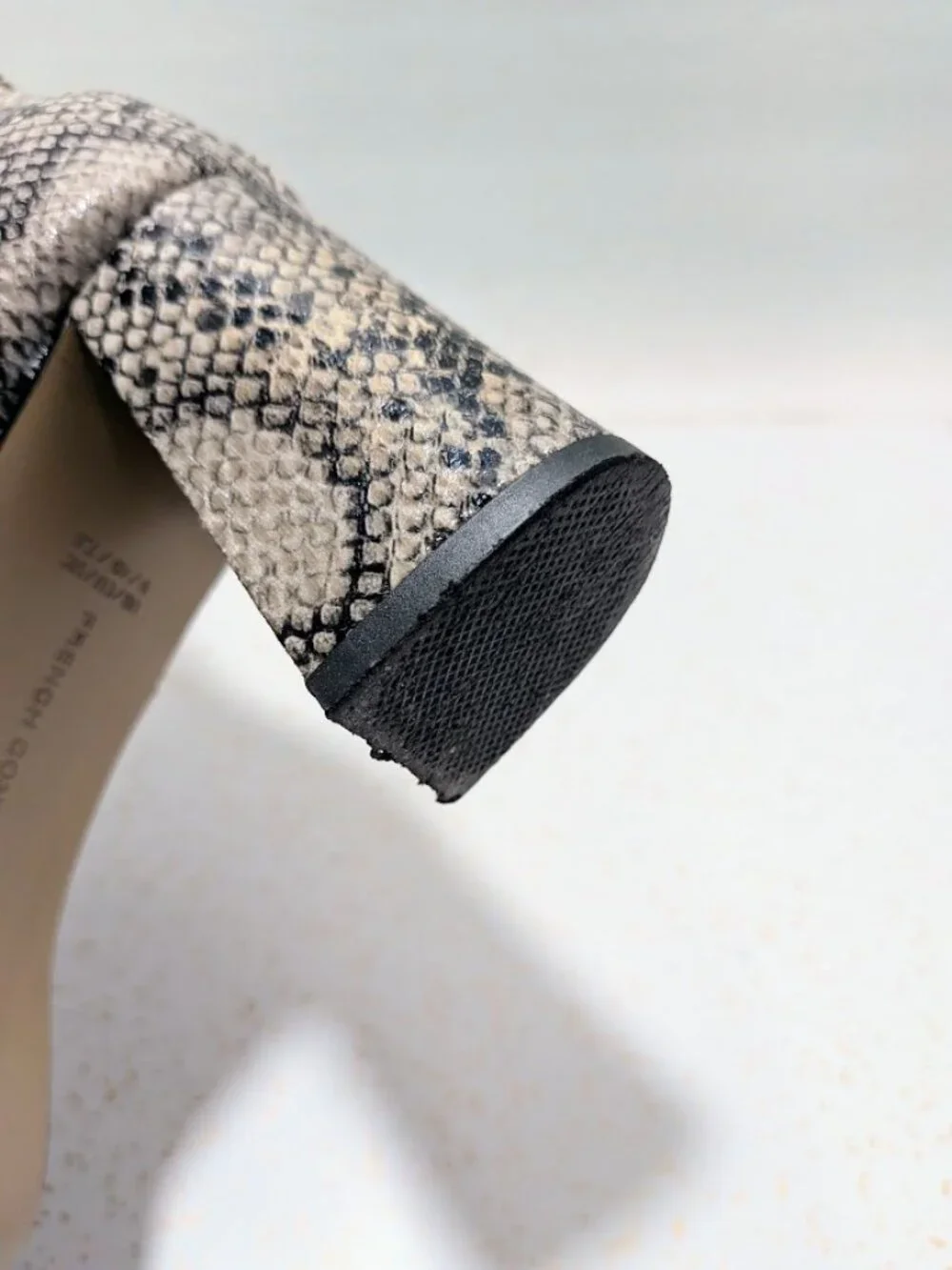 French Connection Penny Grey Snakeskin Chelsea Ankle Boots Block Heel Size 9